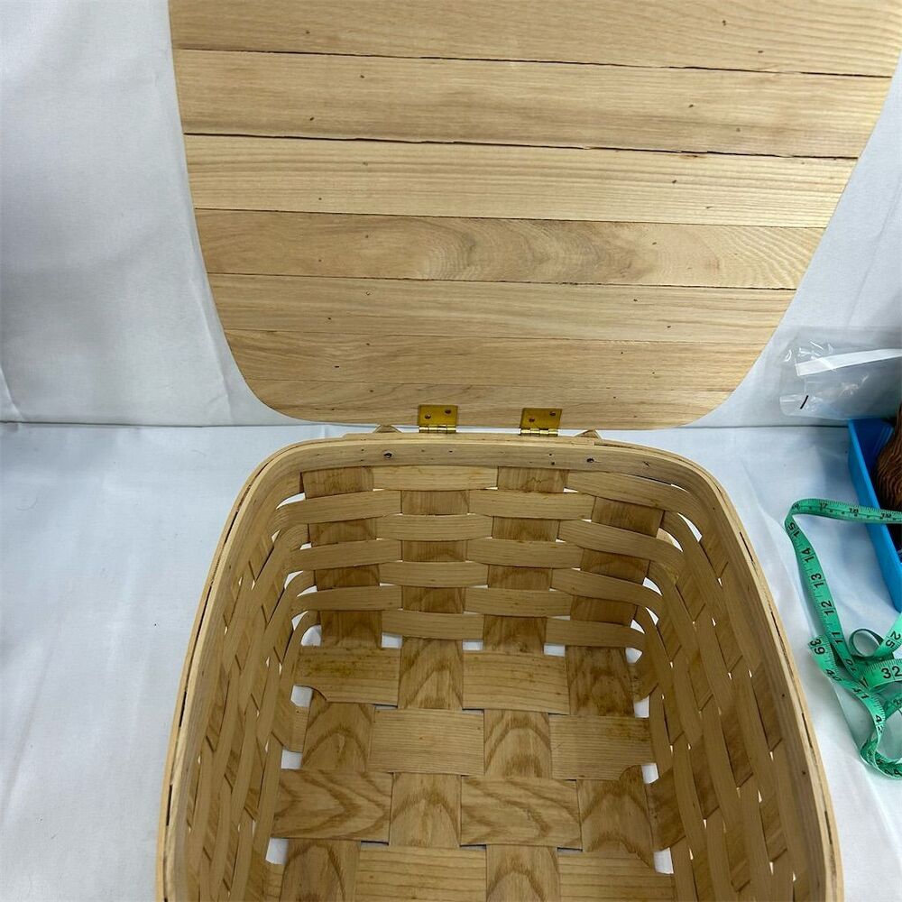 Vintage Basketville Picnic Basket with Apple Design & Pie Shelf VGUC - Picture 13 of 16